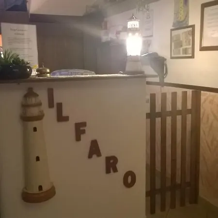 Il Faro 酒店 菲纳莱利古雷