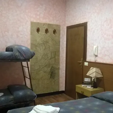 Il Faro Hotel 2*